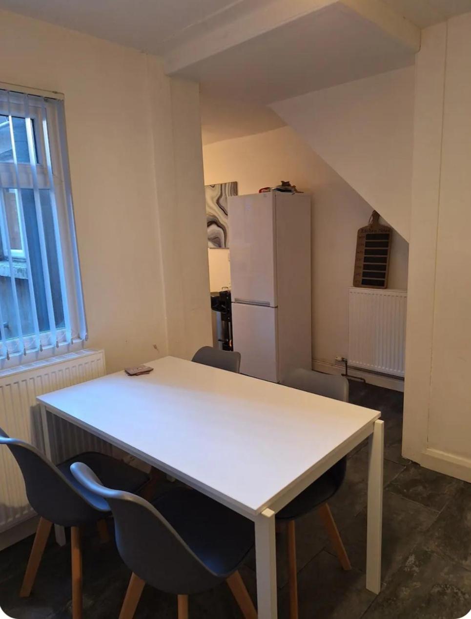 Private Room On Donegall Road In Central Belfast Extérieur photo
